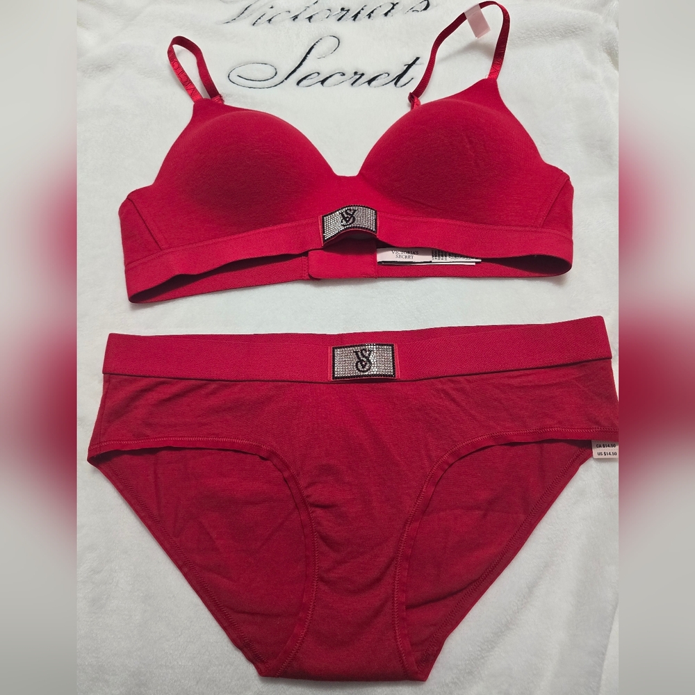 💖VICTORIA SECRET Shine Patch Lightly Line Wireless T-Shirt Bra Set. Red. 36B/ M - Picture 1 of 5